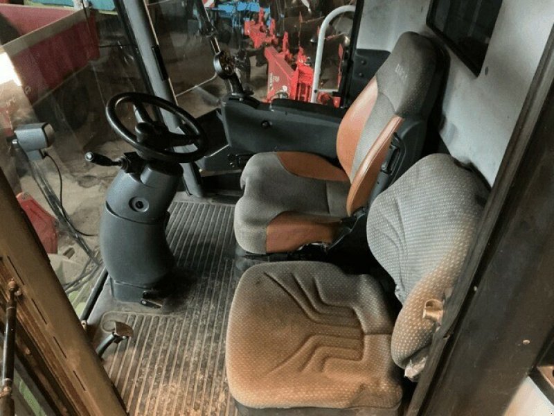 Mähdrescher of the type CLAAS LEXION 560, Gebrauchtmaschine in Charnay-lès-macon (Picture 4)