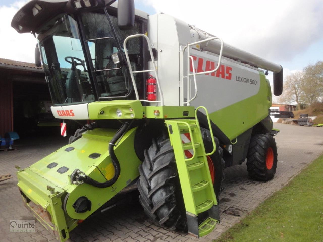 Mähdrescher typu CLAAS Lexion 560, Gebrauchtmaschine w Lichtenau-Kleinenberg (Zdjęcie 2)