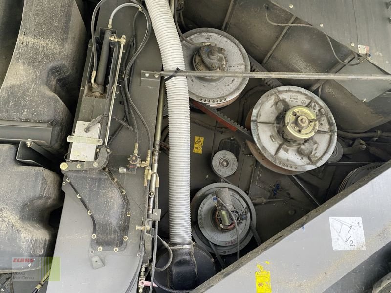 Mähdrescher of the type CLAAS LEXION 570 4 WD, Gebrauchtmaschine in Vohburg (Picture 16)