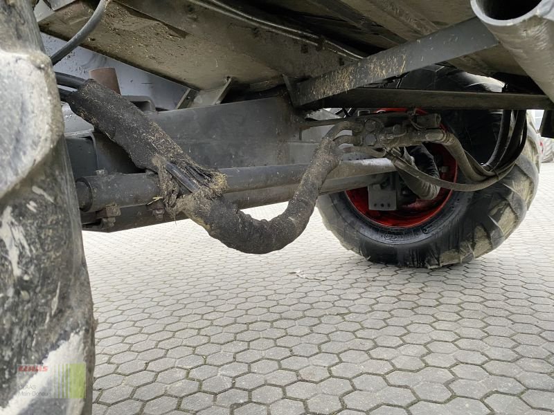 Mähdrescher of the type CLAAS LEXION 570 4 WD, Gebrauchtmaschine in Vohburg (Picture 12)