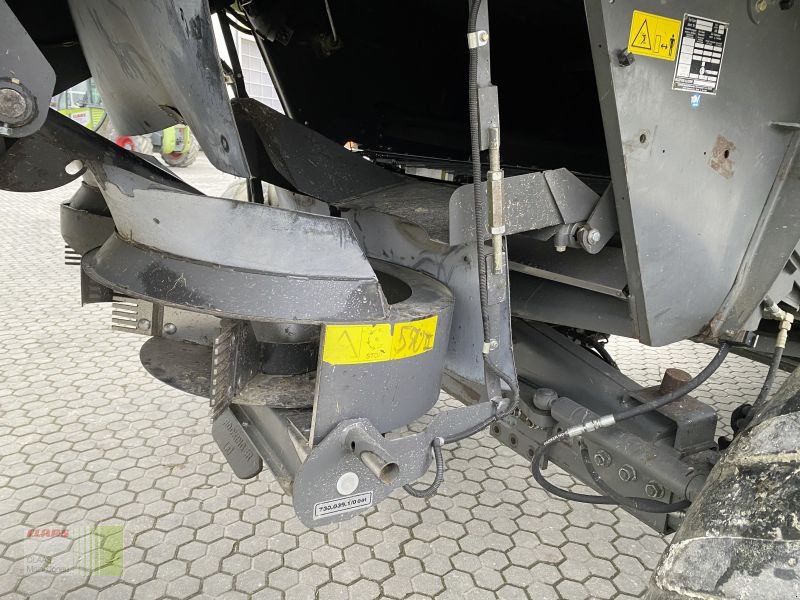 Mähdrescher of the type CLAAS LEXION 570 4 WD, Gebrauchtmaschine in Vohburg (Picture 17)