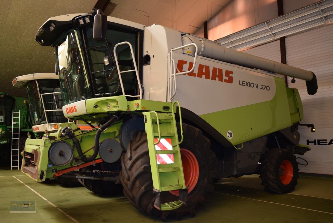 Mähdrescher des Typs CLAAS Lexion 570  *4x4*, Gebrauchtmaschine in Oyten (Bild 1)