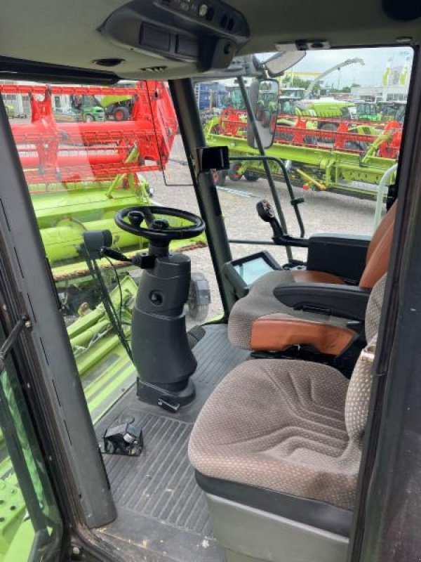 Mähdrescher of the type CLAAS LEXION 570 MONTANA, Gebrauchtmaschine in Landsberg (Picture 5)