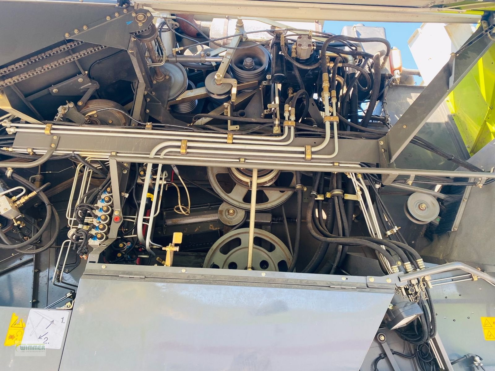 Mähdrescher des Typs CLAAS Lexion 570 Montana, Gebrauchtmaschine in Kematen (Bild 16)