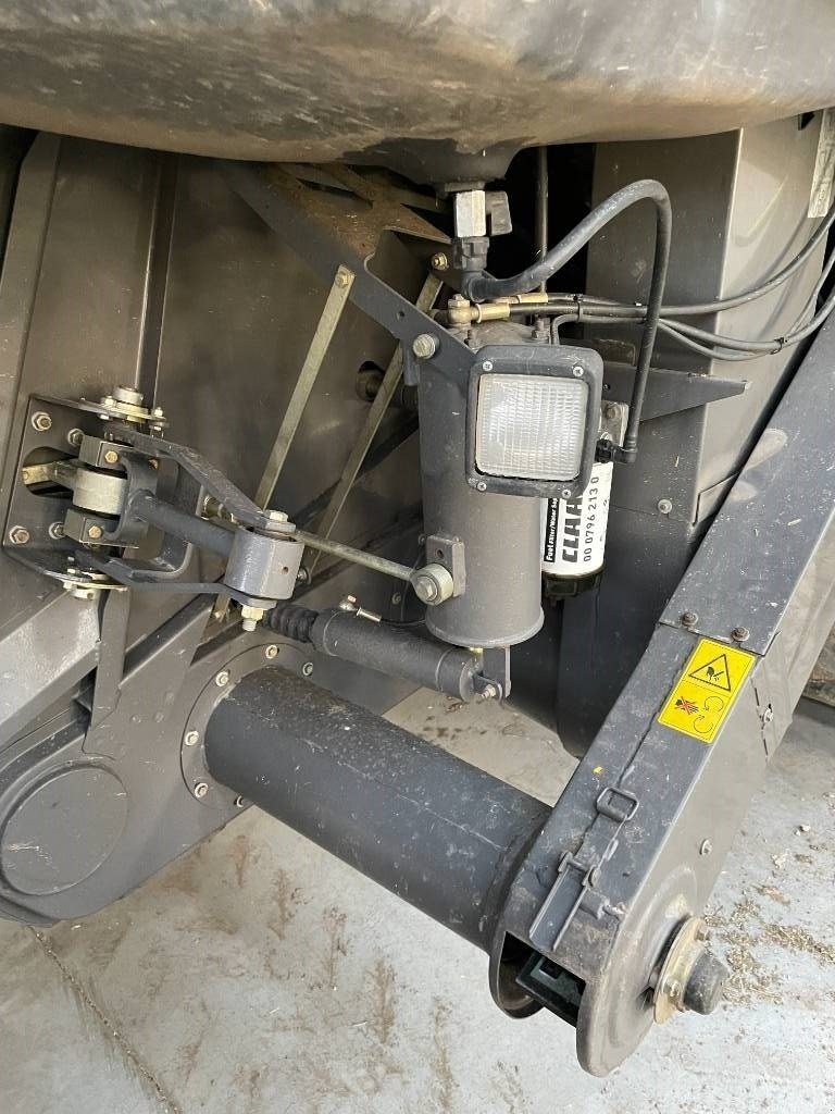 Mähdrescher of the type CLAAS Lexion 570 TT, Gebrauchtmaschine in Mern (Picture 4)