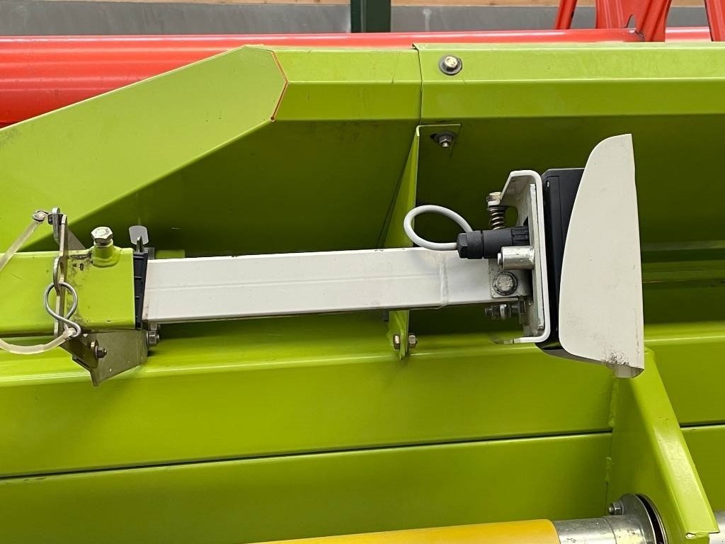 Mähdrescher of the type CLAAS Lexion 570 TT, Gebrauchtmaschine in Mern (Picture 14)