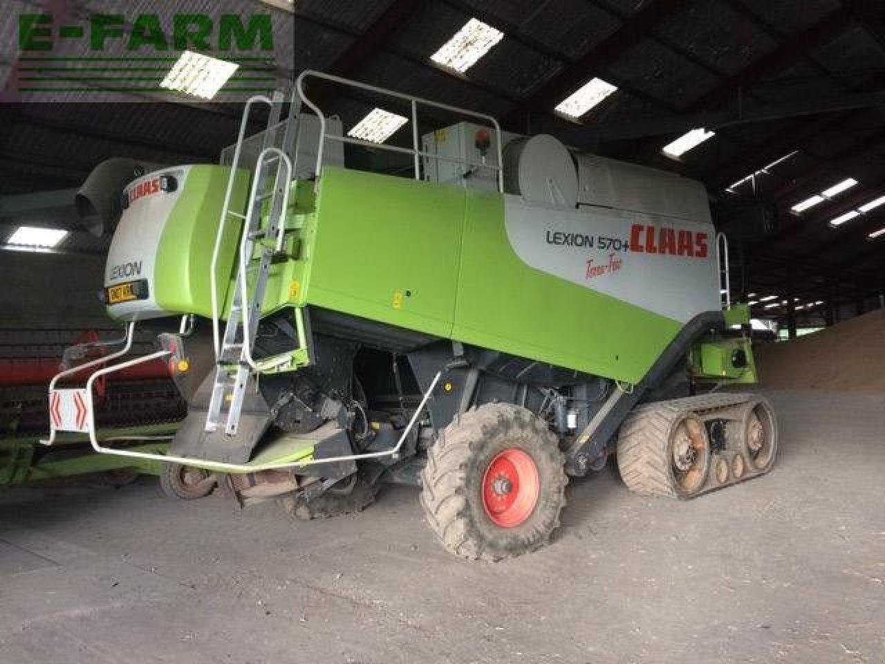 Mähdrescher del tipo CLAAS LEXION 570 TT, Gebrauchtmaschine In LETHAM, FORFAR (Immagine 1)