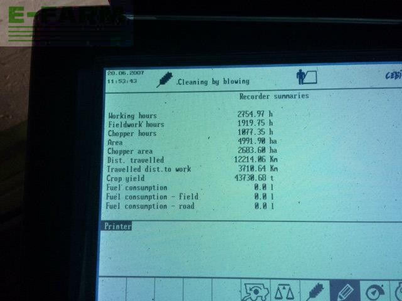 Mähdrescher del tipo CLAAS LEXION 570 TT, Gebrauchtmaschine In LETHAM, FORFAR (Immagine 12)