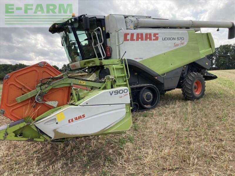 Mähdrescher of the type CLAAS LEXION 570 TT, Gebrauchtmaschine in WILBERFOSS, YORK (Picture 1)