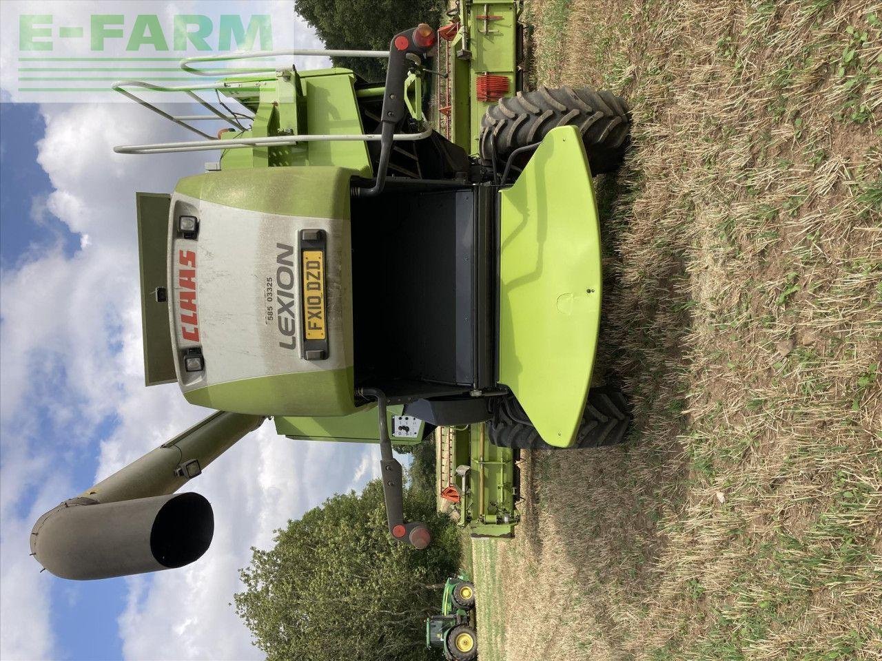 Mähdrescher des Typs CLAAS LEXION 570 TT, Gebrauchtmaschine in WILBERFOSS, YORK (Bild 4)