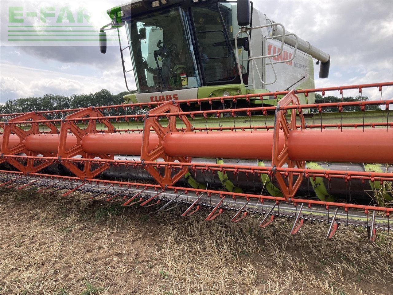 Mähdrescher des Typs CLAAS LEXION 570 TT, Gebrauchtmaschine in WILBERFOSS, YORK (Bild 6)