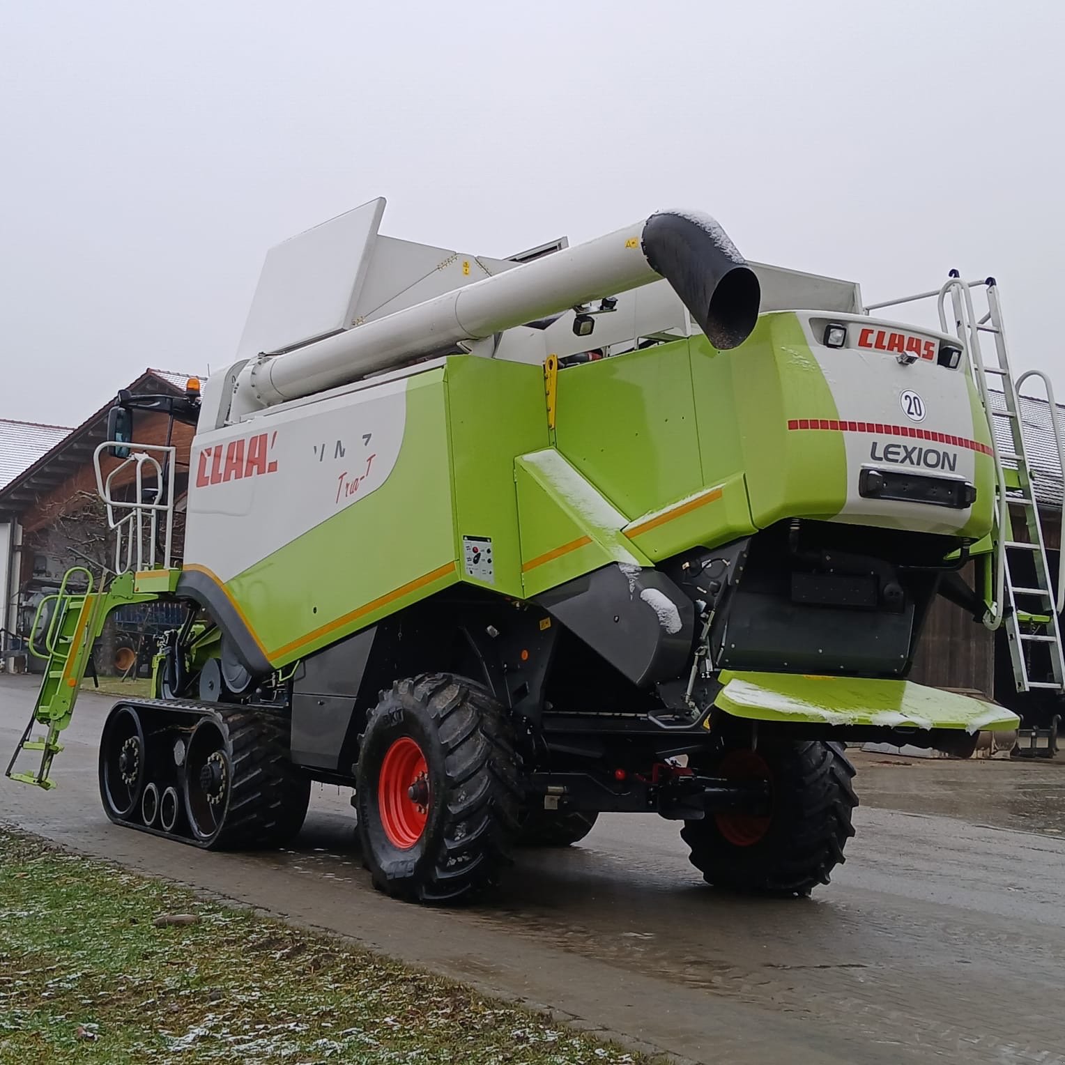Mähdrescher от тип CLAAS Lexion 570 TT, Gebrauchtmaschine в Sulzemoos (Снимка 3)