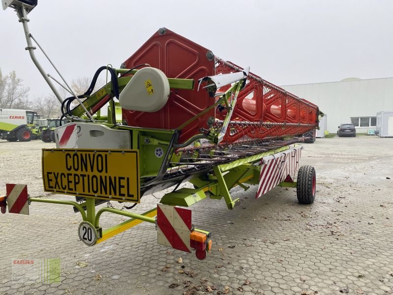 Mähdrescher des Typs CLAAS LEXION 570 + V750 + TW, Gebrauchtmaschine in Vohburg (Bild 17)