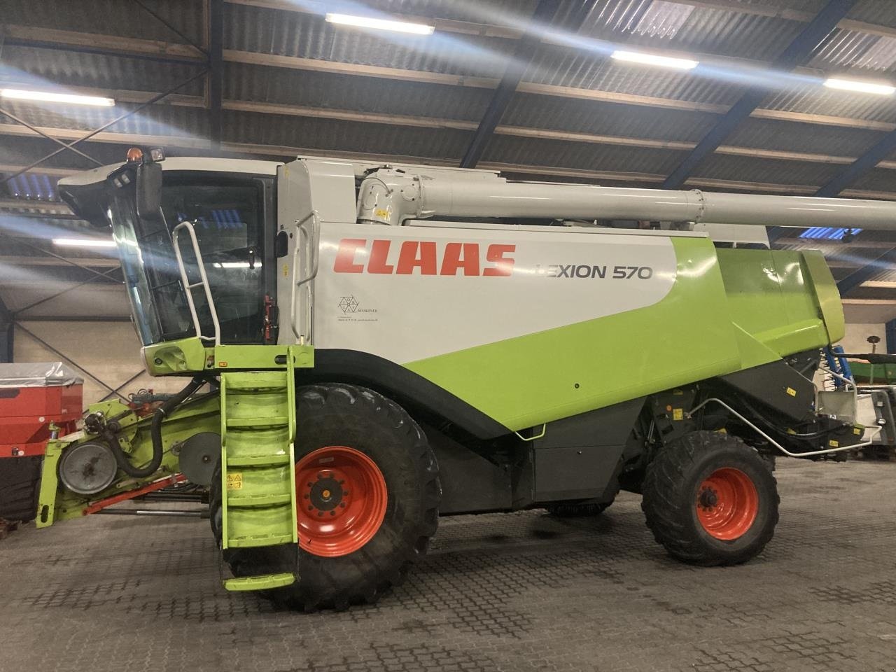 Mähdrescher del tipo CLAAS LEXION 570, Gebrauchtmaschine In Thisted (Immagine 1)