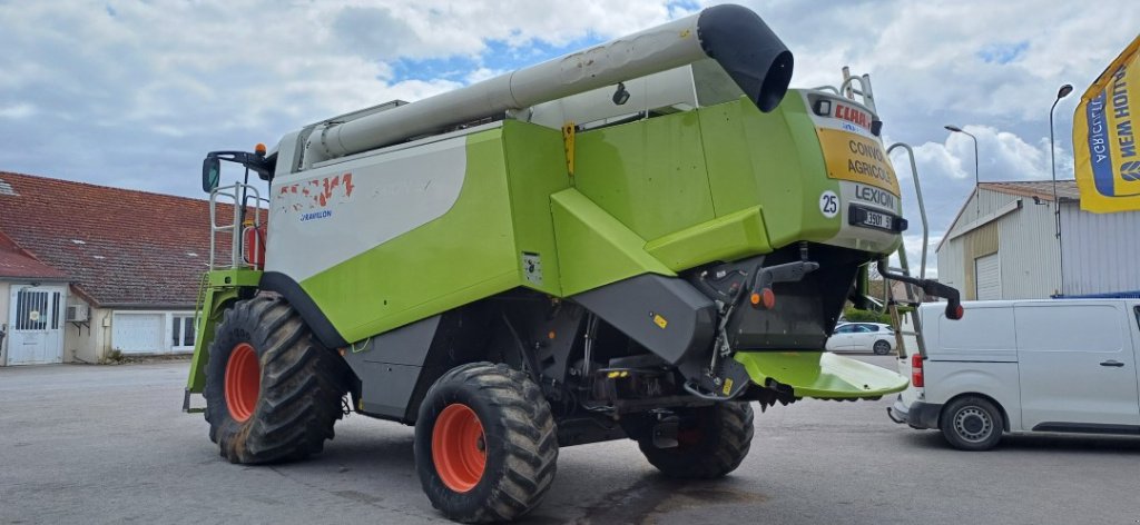 Mähdrescher del tipo CLAAS LEXION 570, Gebrauchtmaschine en VERT TOULON (Imagen 5)