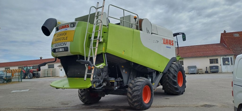 Mähdrescher del tipo CLAAS LEXION 570, Gebrauchtmaschine en VERT TOULON (Imagen 10)