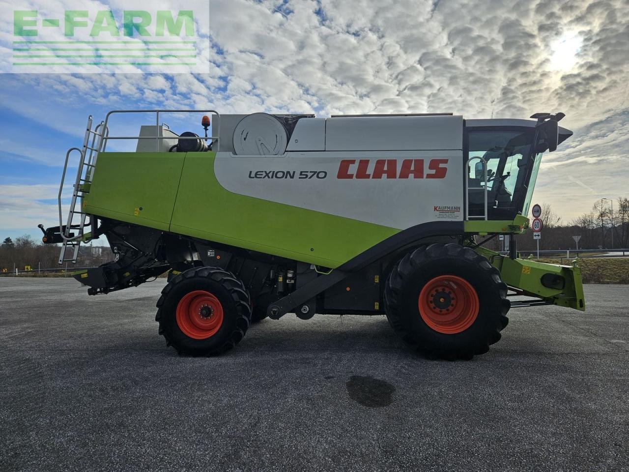 Mähdrescher Türe ait CLAAS lexion 570, Gebrauchtmaschine içinde ILZ (resim 4)