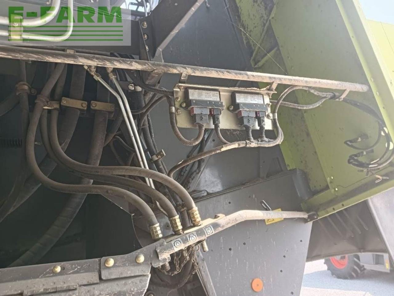 Mähdrescher Türe ait CLAAS lexion 570, Gebrauchtmaschine içinde LENO (resim 11)