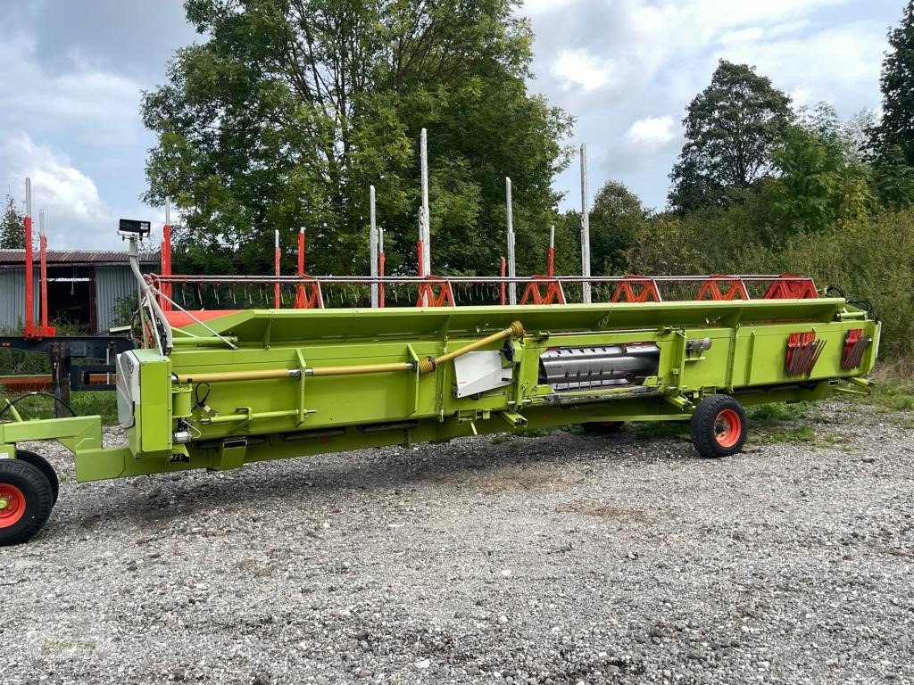 Mähdrescher des Typs CLAAS Lexion 570, Gebrauchtmaschine in Bad Leonfelden (Bild 25)