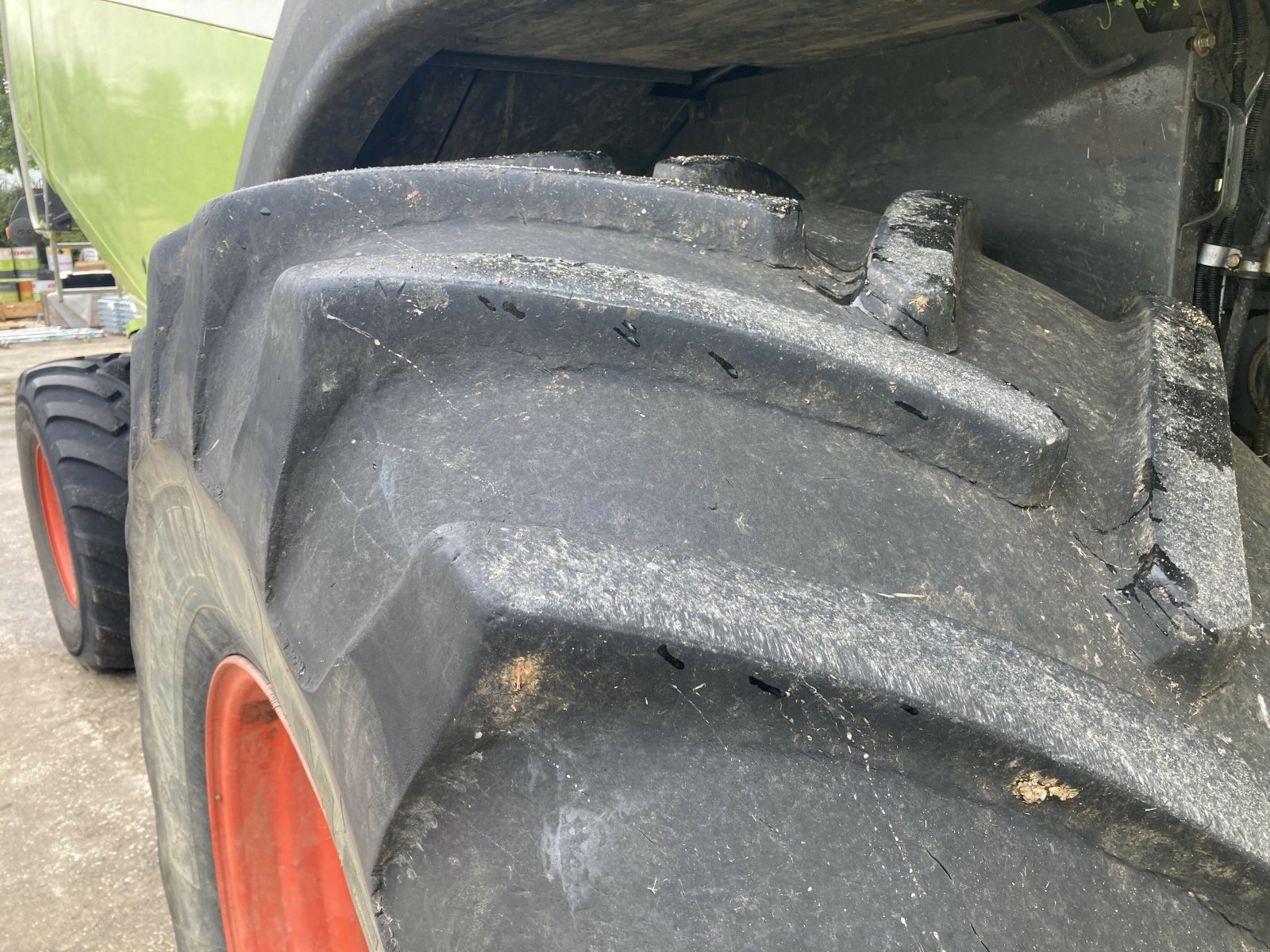 Mähdrescher of the type CLAAS LEXION 570, Gebrauchtmaschine in NOGENT (Picture 9)