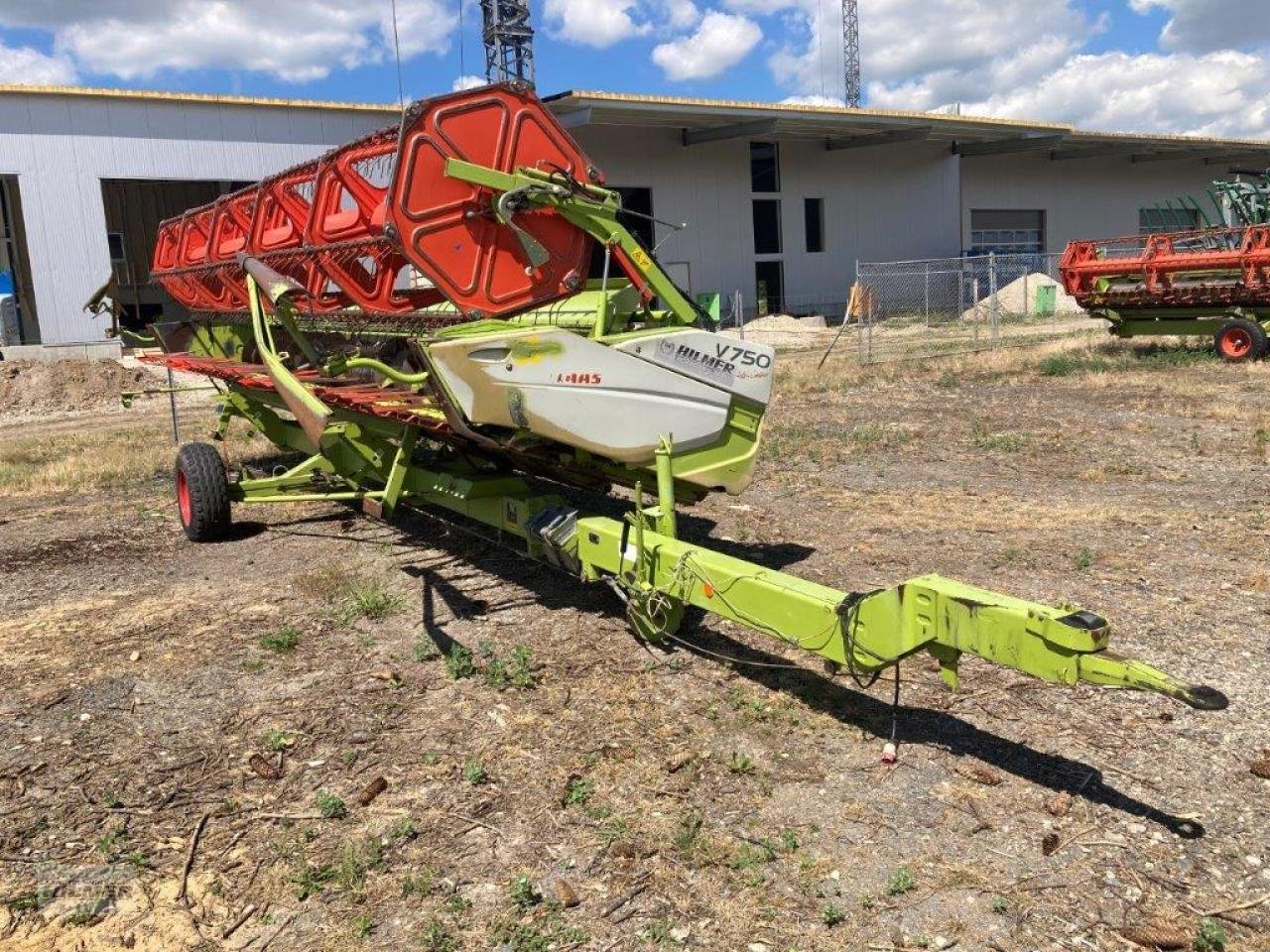 Mähdrescher des Typs CLAAS Lexion 570, Gebrauchtmaschine in Moringen (Bild 5)