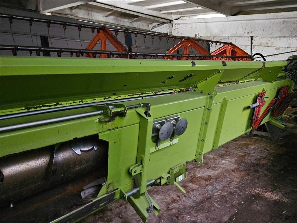 Mähdrescher des Typs CLAAS Lexion 580 TT  Vario TT med Vario 900 AutoContour skærebord., Gebrauchtmaschine in Kolding (Bild 11)