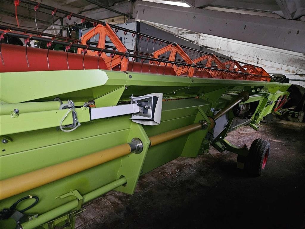 Mähdrescher des Typs CLAAS Lexion 580 TT  Vario TT med Vario 900 AutoContour skærebord., Gebrauchtmaschine in Kolding (Bild 15)