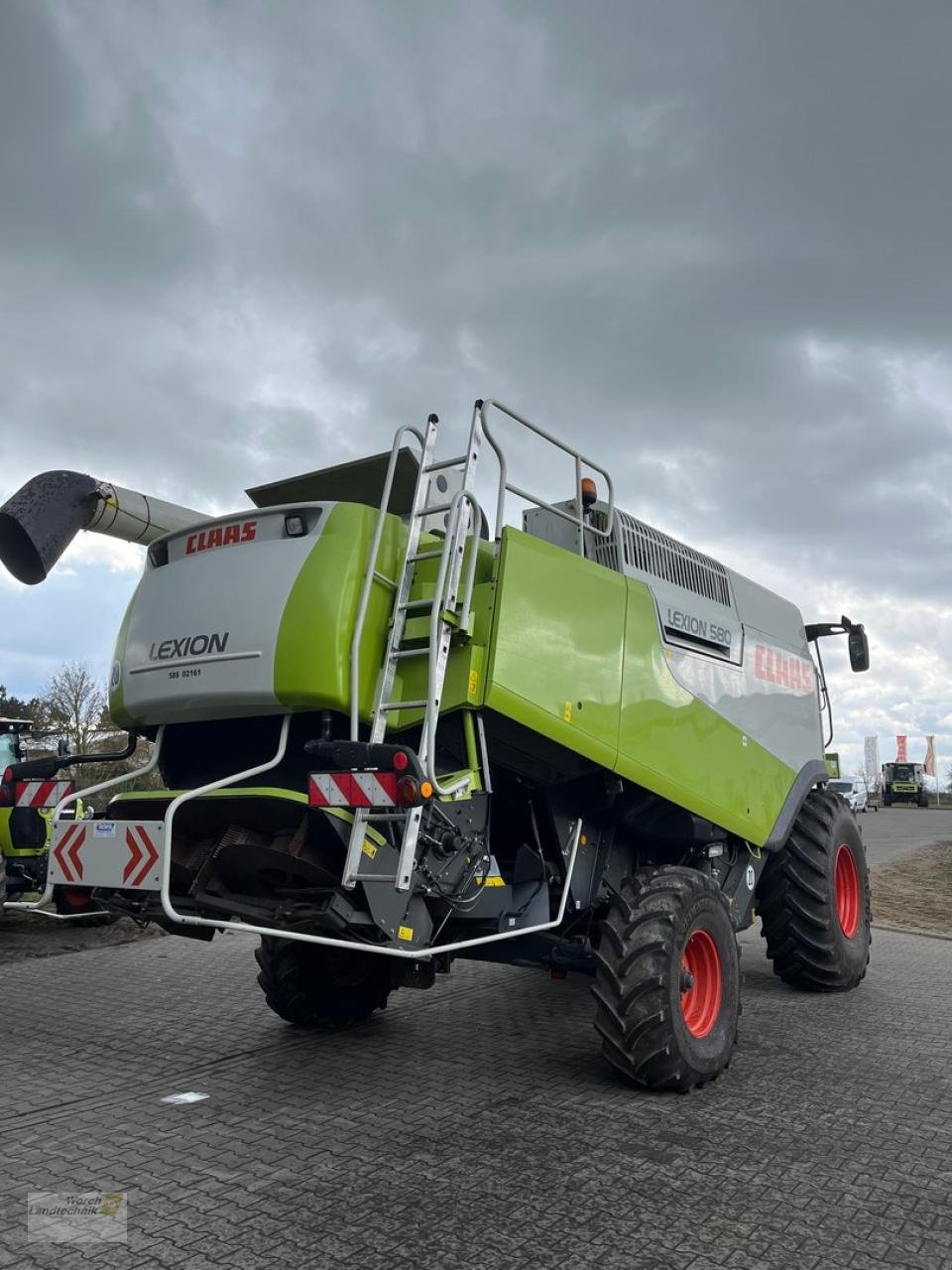 Mähdrescher des Typs CLAAS Lexion 580, Gebrauchtmaschine in Schora (Bild 5)