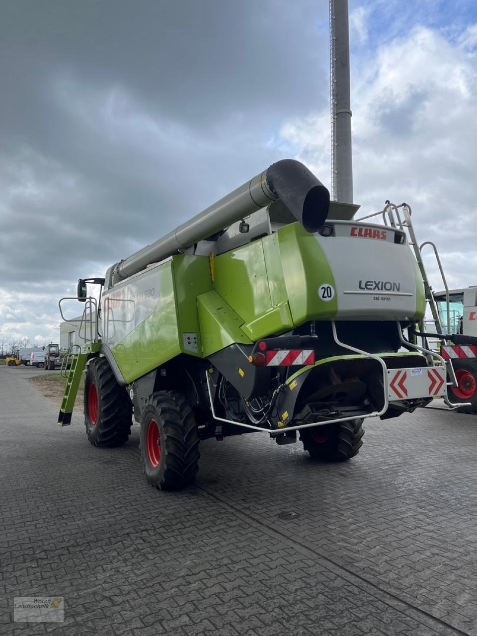 Mähdrescher des Typs CLAAS Lexion 580, Gebrauchtmaschine in Schora (Bild 7)