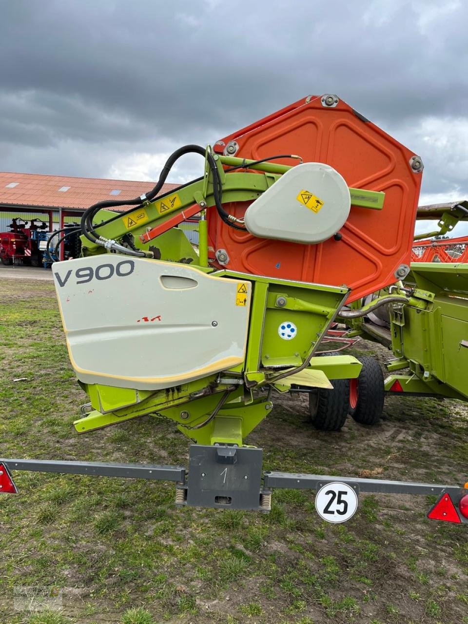 Mähdrescher des Typs CLAAS Lexion 580, Gebrauchtmaschine in Schora (Bild 15)