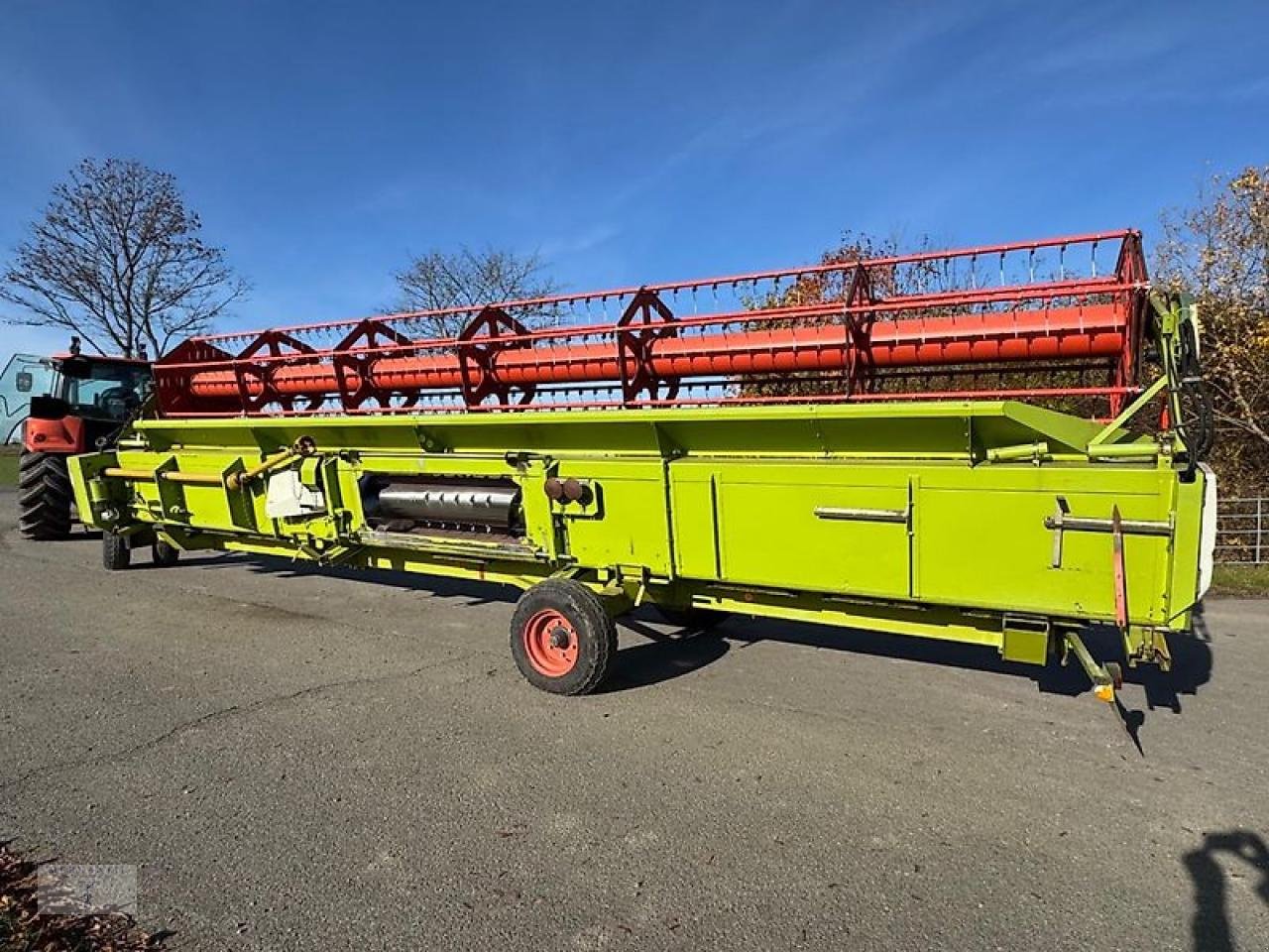 Mähdrescher tip CLAAS Lexion 600 + SW V900 + Anhänger, Gebrauchtmaschine in Pragsdorf (Poză 14)