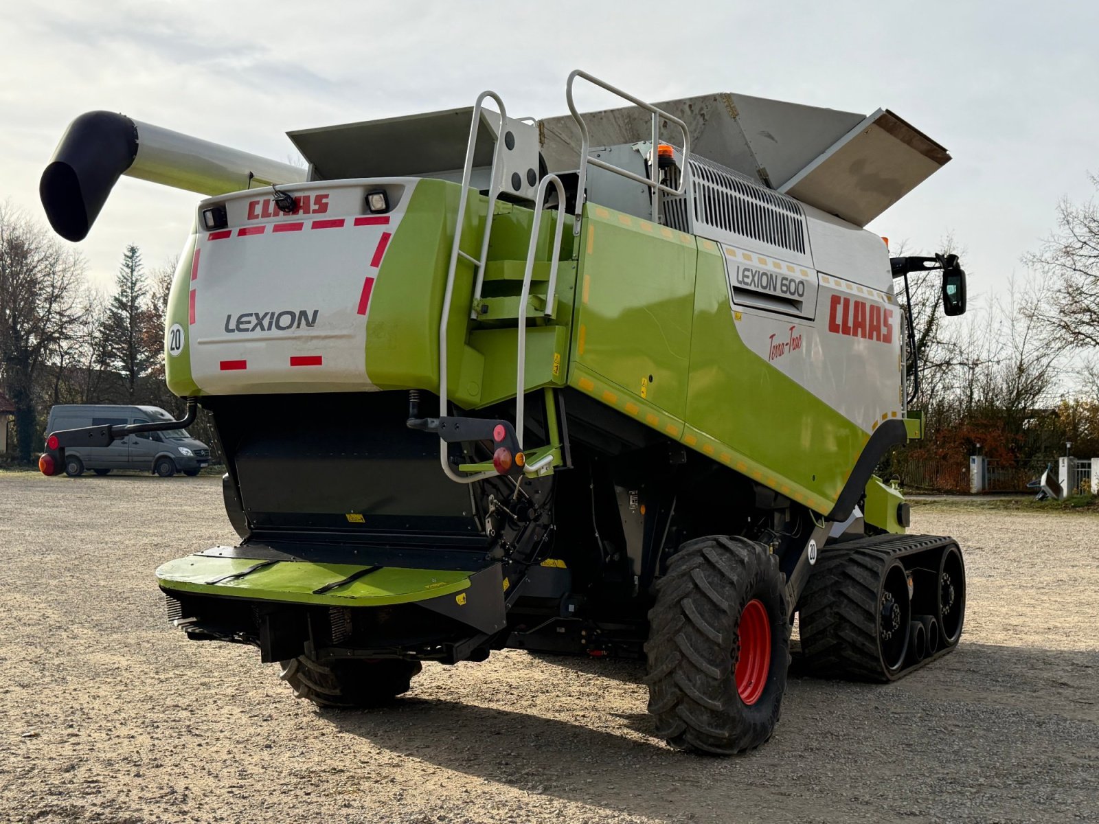 Mähdrescher van het type CLAAS Lexion 600 TT, Gebrauchtmaschine in Hemau (Foto 8)
