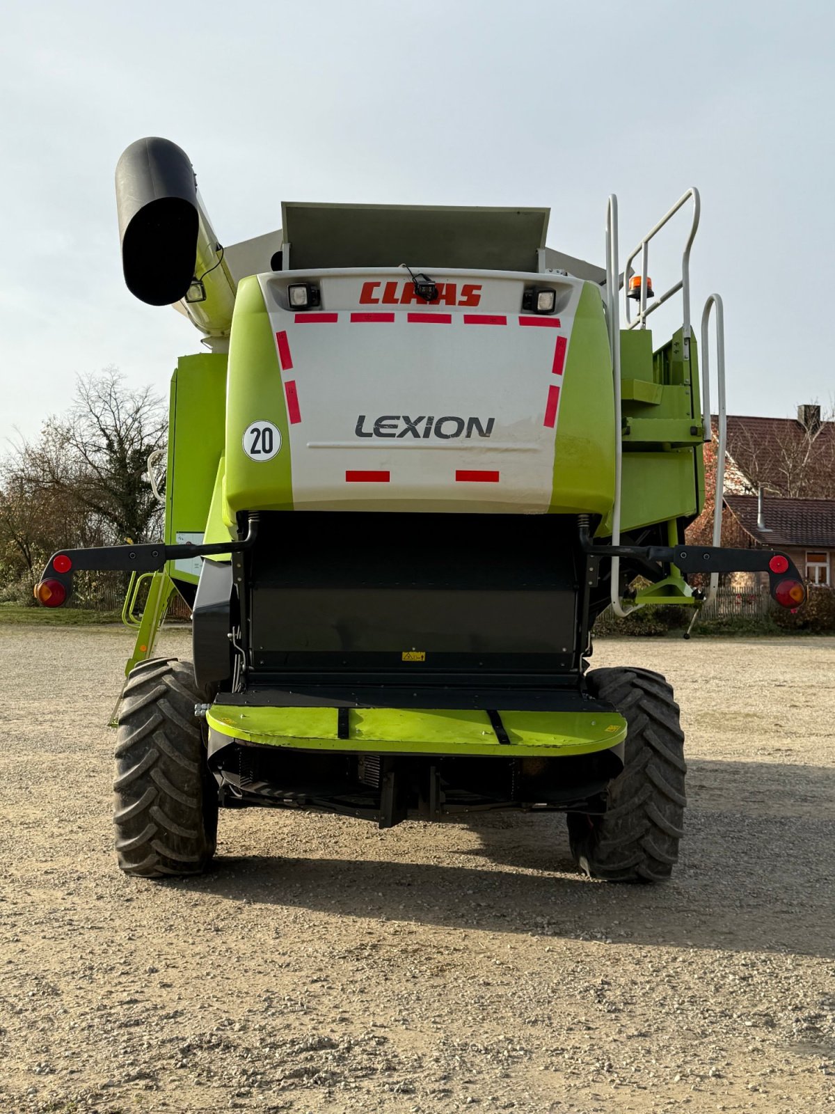 Mähdrescher van het type CLAAS Lexion 600 TT, Gebrauchtmaschine in Hemau (Foto 9)