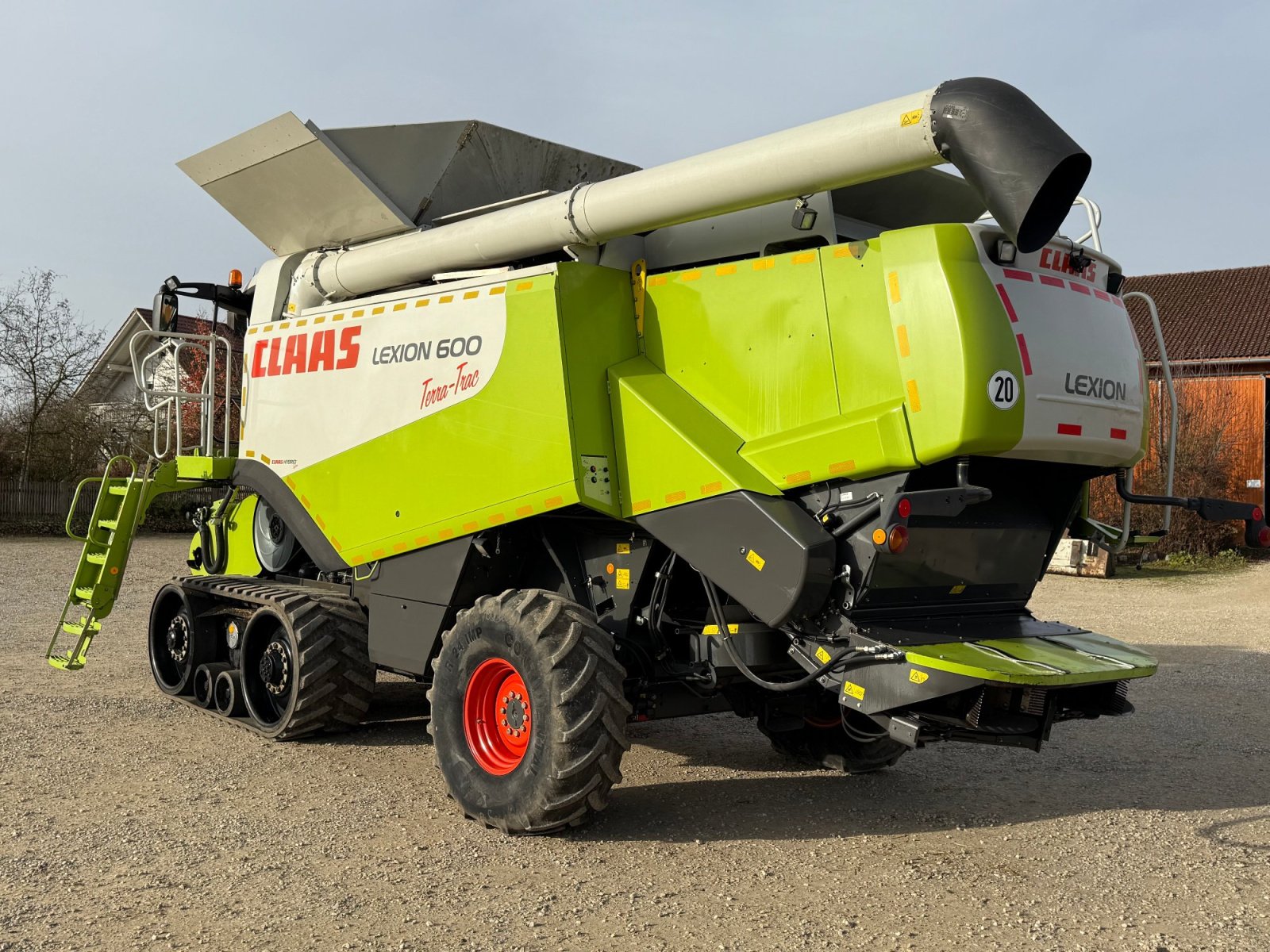 Mähdrescher van het type CLAAS Lexion 600 TT, Gebrauchtmaschine in Hemau (Foto 10)