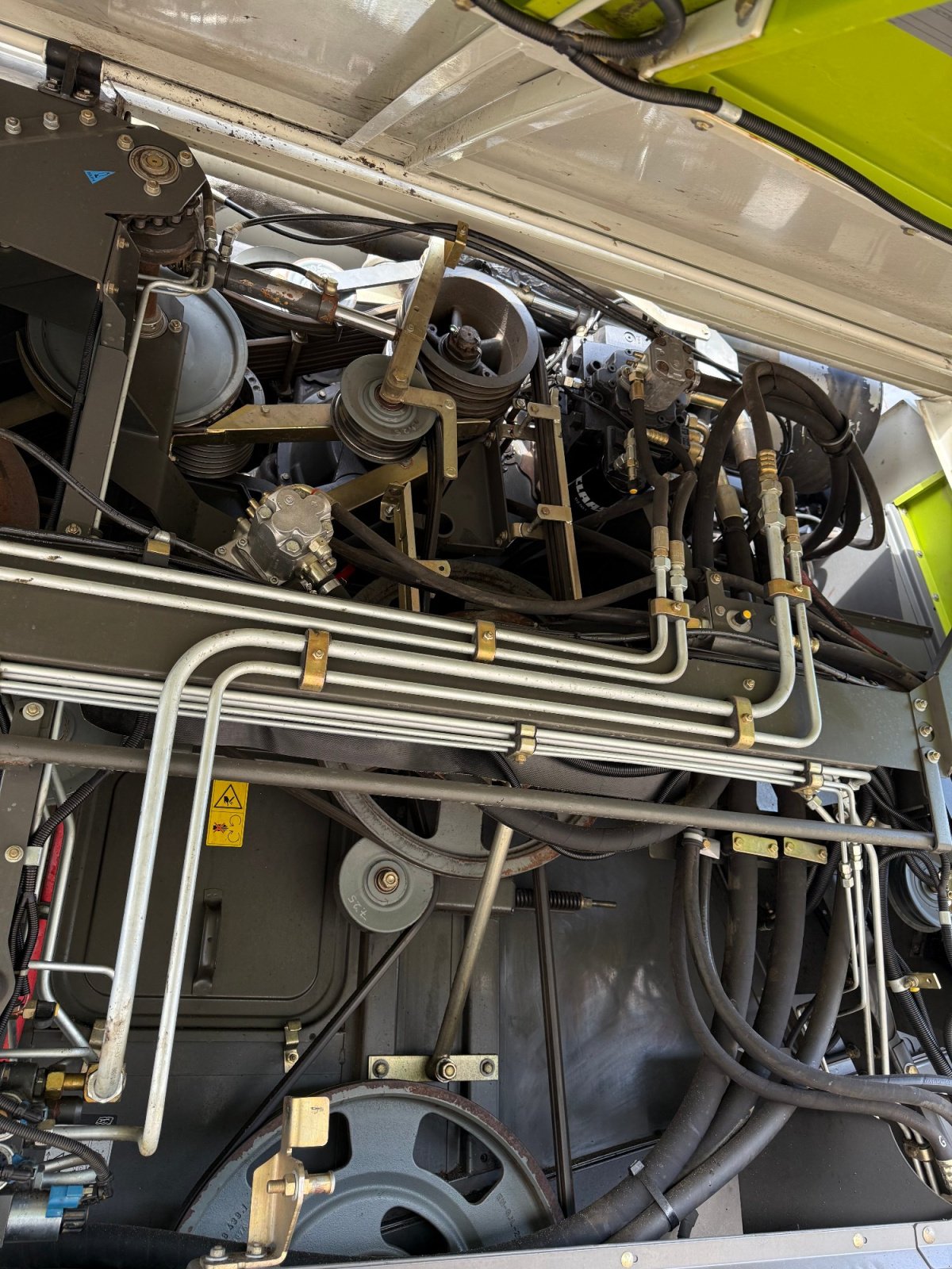 Mähdrescher van het type CLAAS Lexion 600 TT, Gebrauchtmaschine in Hemau (Foto 18)