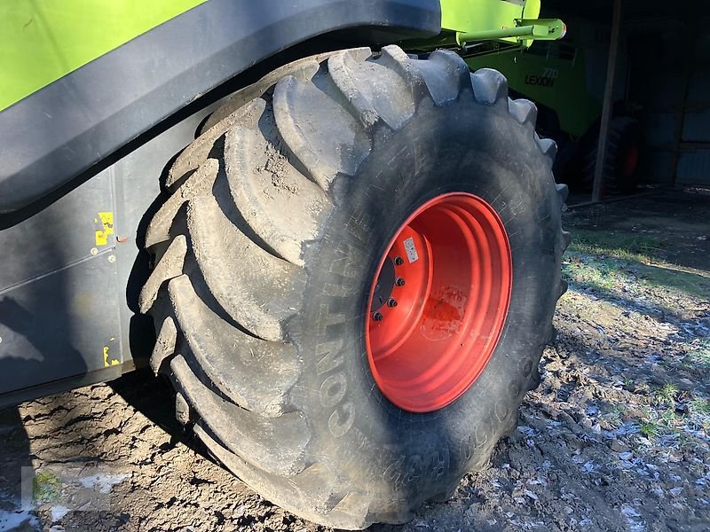 Mähdrescher van het type CLAAS Lexion 600, Gebrauchtmaschine in Salsitz (Foto 8)