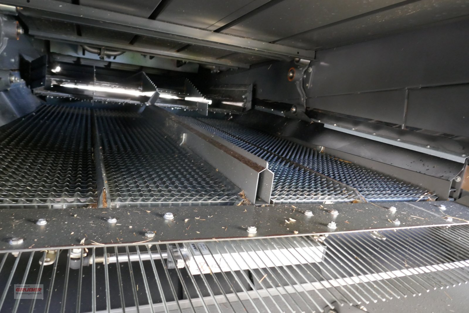 Mähdrescher des Typs CLAAS Lexion 620 inkl. SW V600 mit Rapsausrüstung, Gebrauchtmaschine in Dorfen (Bild 18)