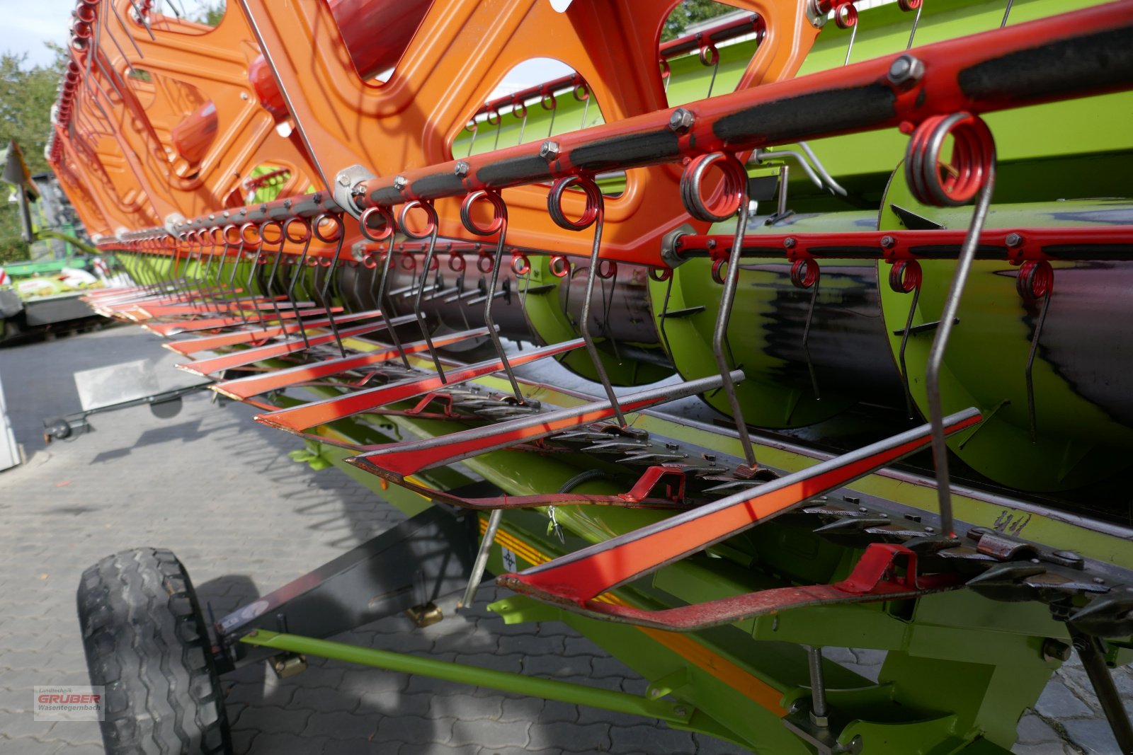 Mähdrescher des Typs CLAAS Lexion 620 inkl. SW V600 mit Rapsausrüstung, Gebrauchtmaschine in Dorfen (Bild 25)