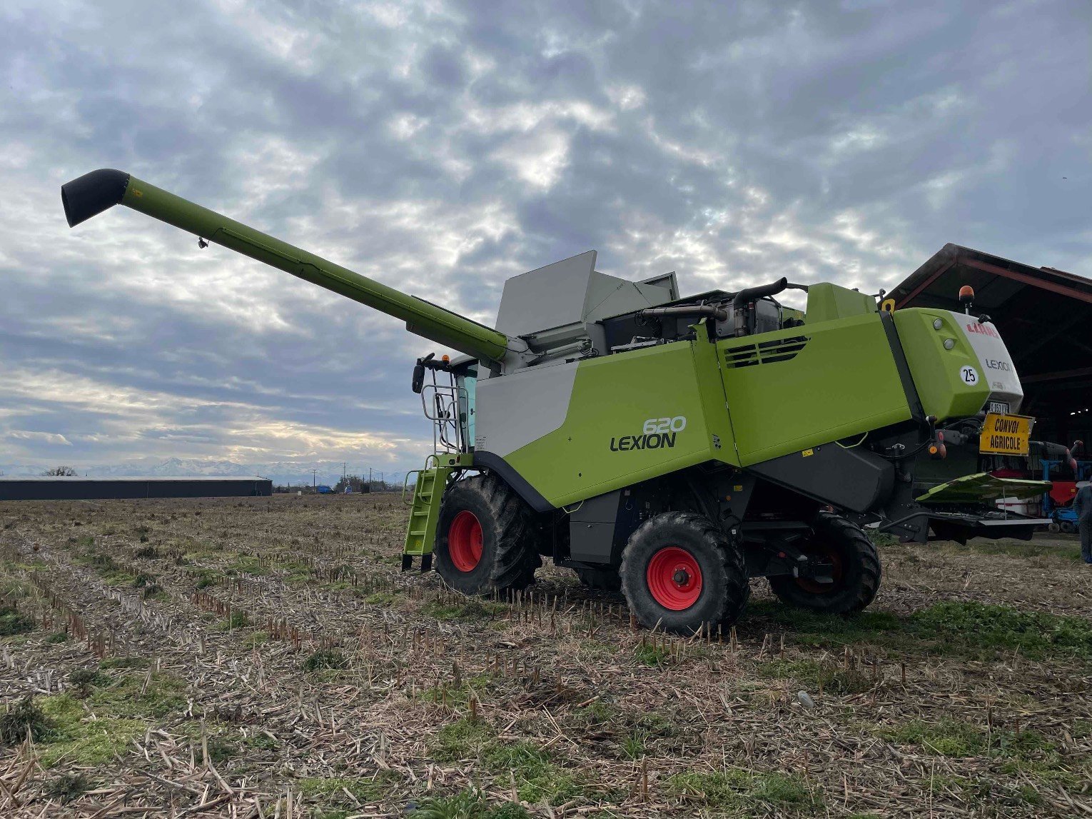 Mähdrescher a típus CLAAS LEXION 620 T4, Gebrauchtmaschine ekkor: ORLEIX (Kép 10)