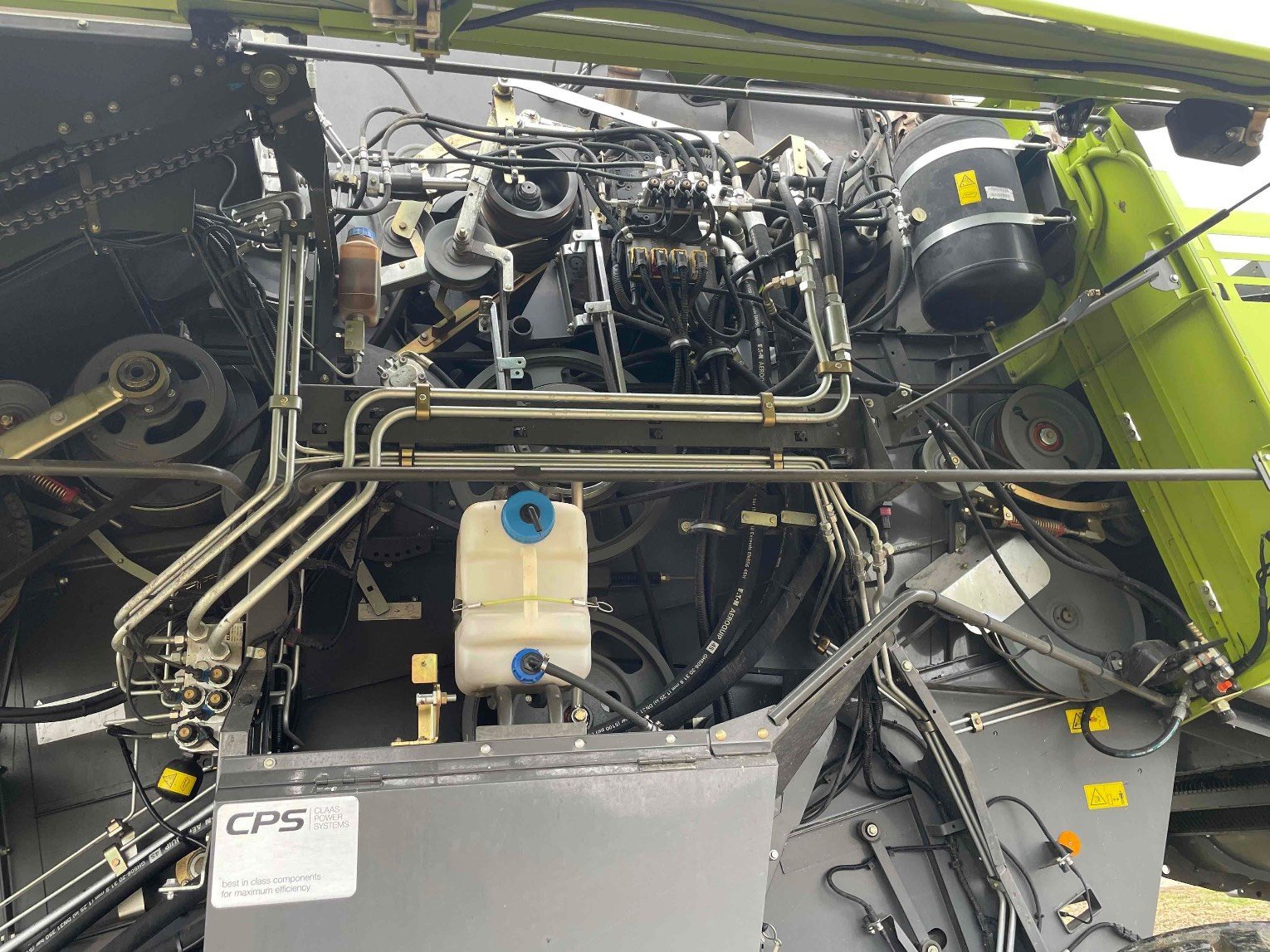 Mähdrescher a típus CLAAS LEXION 620 T4, Gebrauchtmaschine ekkor: ORLEIX (Kép 8)