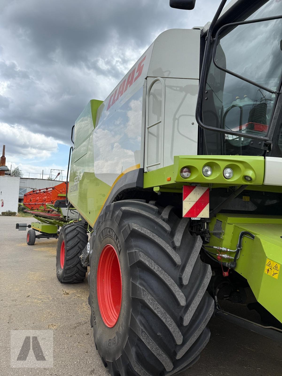 Mähdrescher of the type CLAAS Lexion 620, Gebrauchtmaschine in Langweid am Lech (Picture 4)