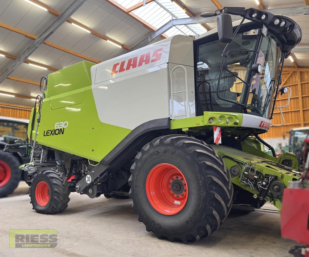 Mähdrescher des Typs CLAAS LEXION 630 MONTANA T4, Gebrauchtmaschine in Homberg/Ohm - Maulbach (Bild 1)