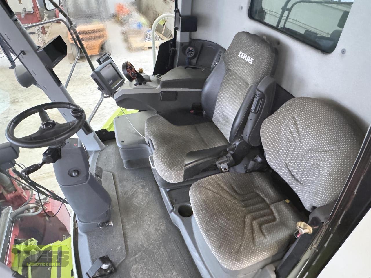 Mähdrescher des Typs CLAAS LEXION 630 MONTANA T4, Gebrauchtmaschine in Homberg/Ohm - Maulbach (Bild 4)