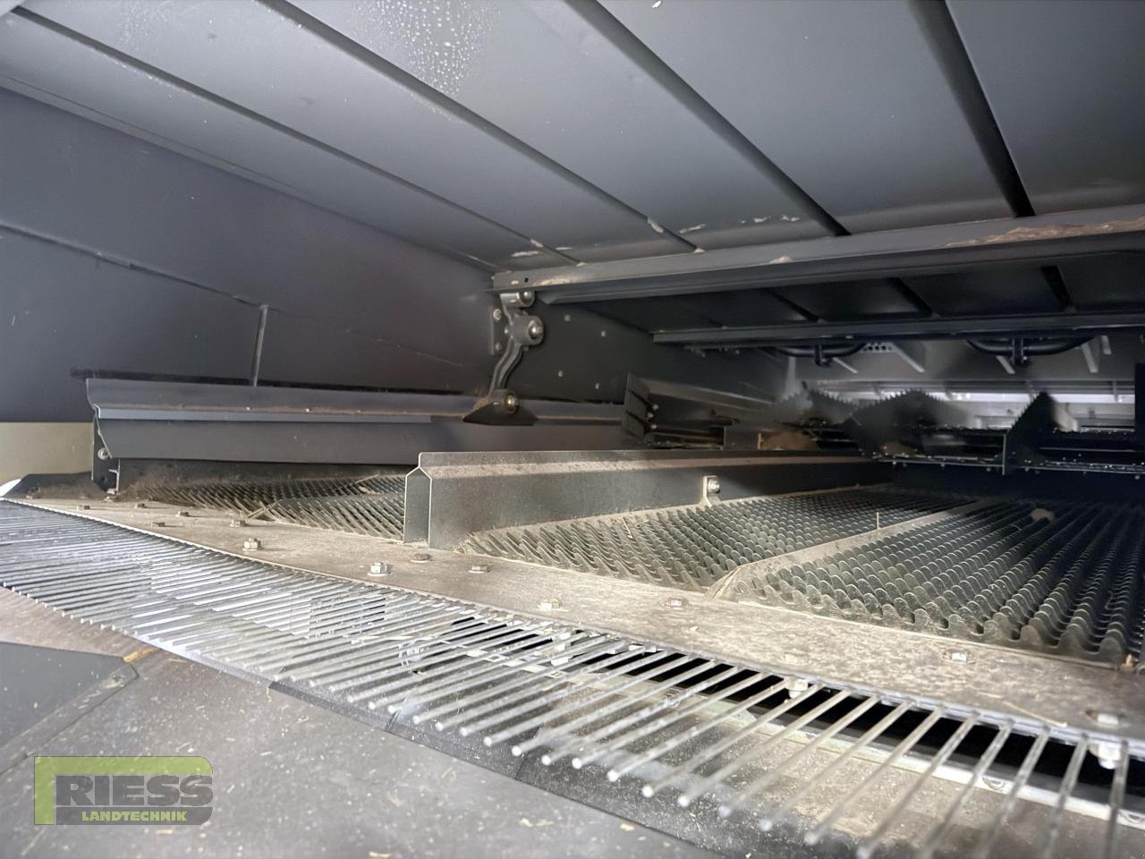 Mähdrescher des Typs CLAAS LEXION 630 MONTANA T4, Gebrauchtmaschine in Homberg/Ohm - Maulbach (Bild 15)