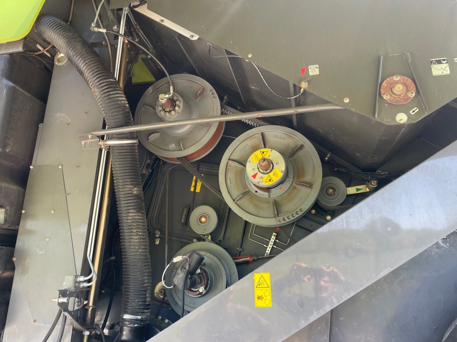 Mähdrescher от тип CLAAS LEXION 630 MONTANA, Gebrauchtmaschine в SAINT GAUDENS (Снимка 10)