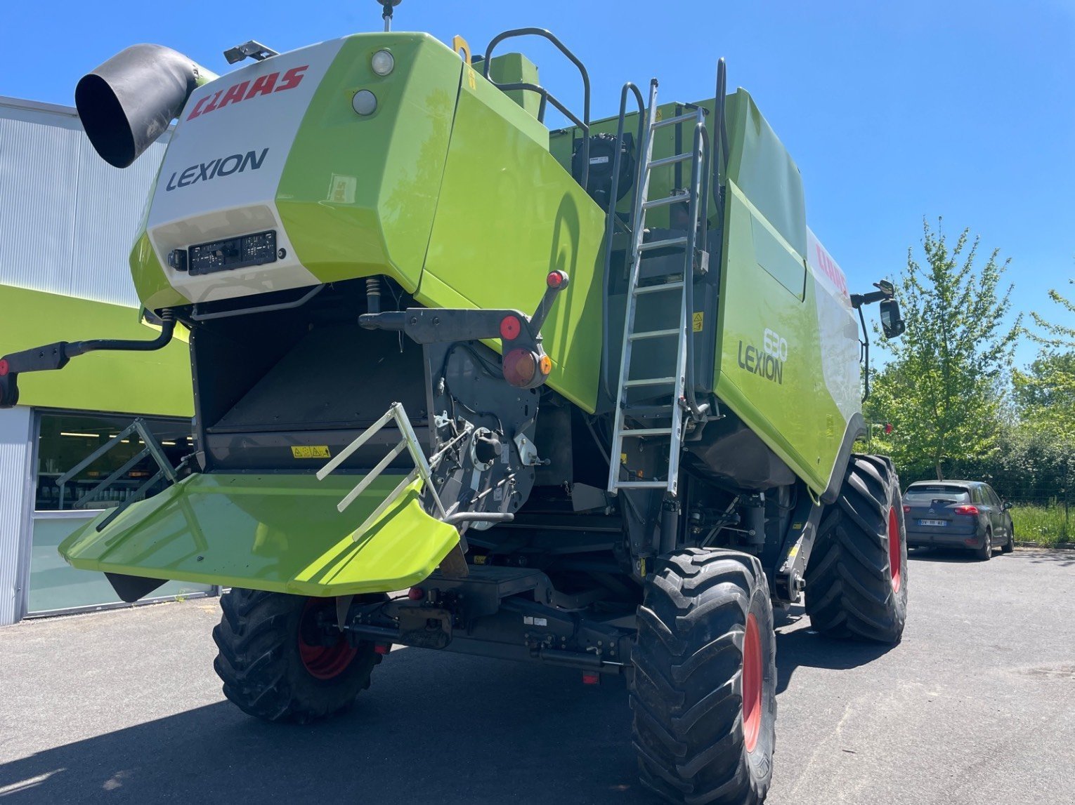 Mähdrescher des Typs CLAAS LEXION 630 MONTANA, Gebrauchtmaschine in SAINT GAUDENS (Bild 7)