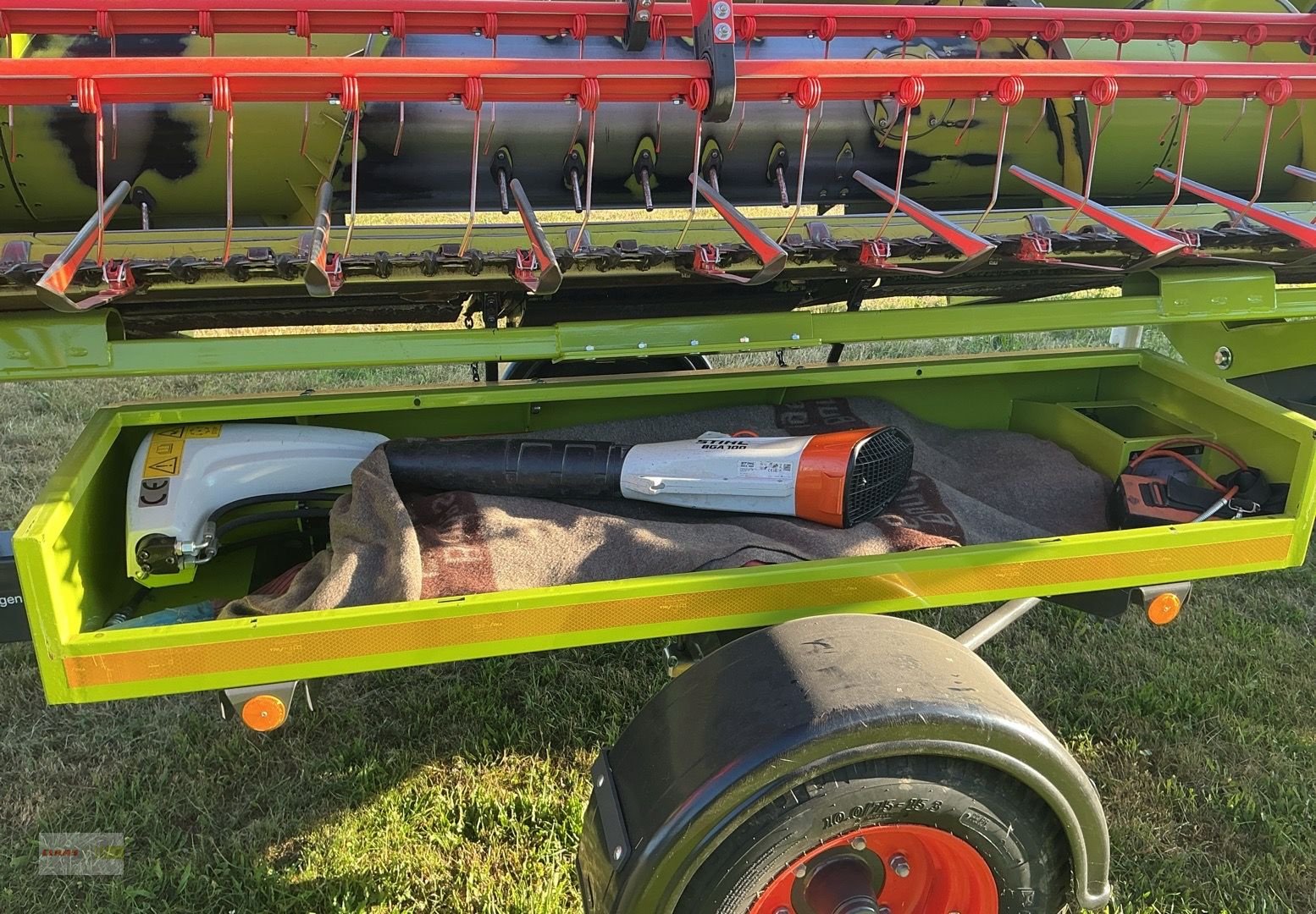 Mähdrescher del tipo CLAAS Lexion 630 Montana, Gebrauchtmaschine In Tuningen (Immagine 15)