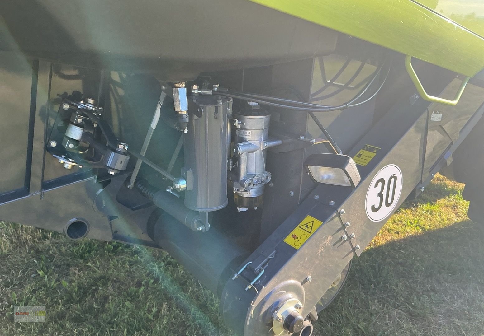 Mähdrescher del tipo CLAAS Lexion 630 Montana, Gebrauchtmaschine In Tuningen (Immagine 25)