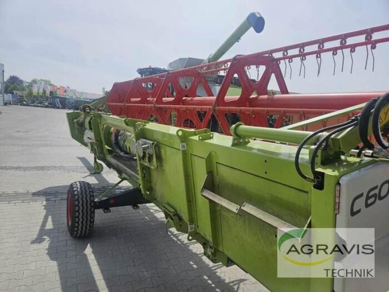 Mähdrescher van het type CLAAS LEXION 630, Gebrauchtmaschine in Salzkotten (Foto 5)