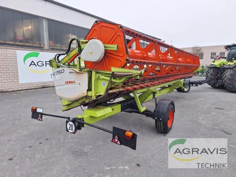 Mähdrescher del tipo CLAAS LEXION 630, Gebrauchtmaschine en Warburg (Imagen 19)